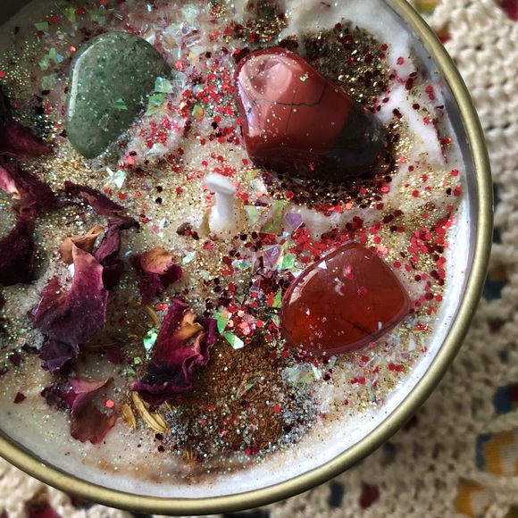 HOST PICK ❤️ Custom Essential Oil Candle - Picture 2 of 8